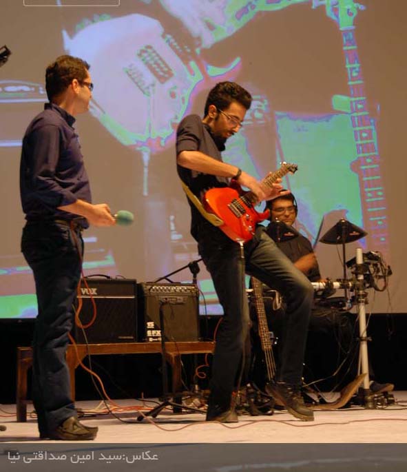 حیدری:در یاسوج اجازه نصب بنر نداشتیم/ بنر مربوط به کنسرت را به صورت دستی روبروی اداره ارشاد آویزان کردیم!